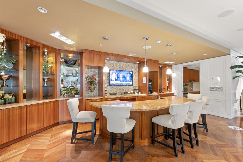 NMS Residential, LLC | Luxury Apartments in Los Angeles, CA | RENTCafe